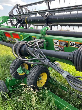 2014 John Deere 635D Header Combine