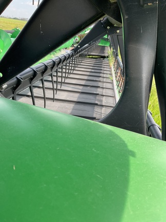 2014 John Deere 635D Header Combine