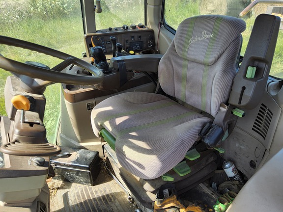 2004 John Deere 7320 Tractor