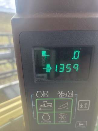 2007 John Deere 4895 Windrower