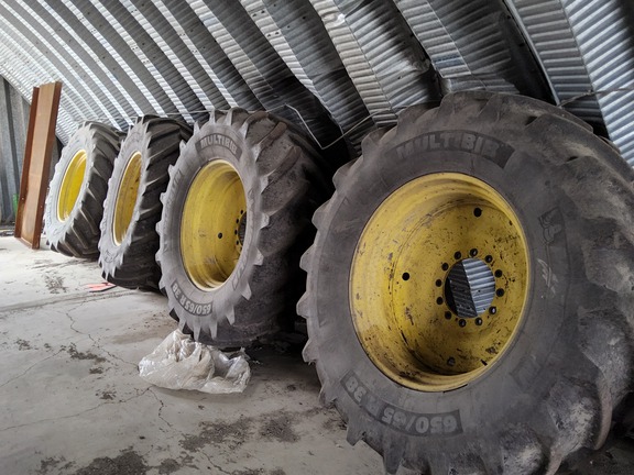 2018 John Deere R4030 Sprayer/High Clearance