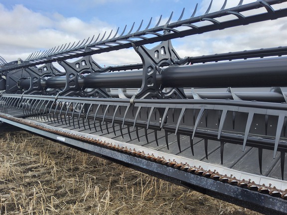 2020 CLAAS Convio Flex 1230 Header Combine