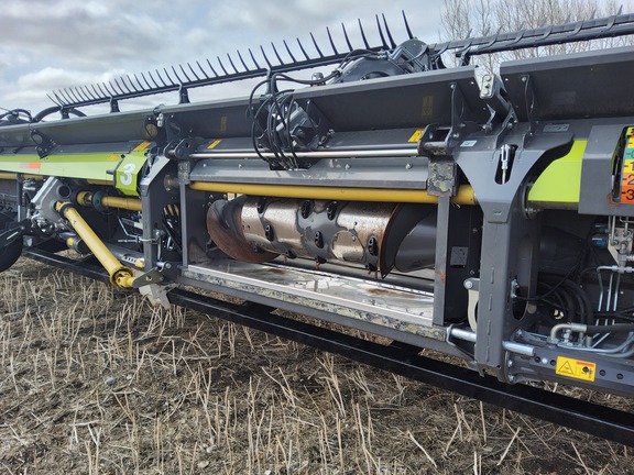 2020 CLAAS Convio Flex 1230 Header Combine