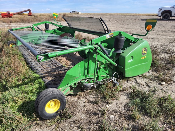 2015 John Deere 615P Header Combine