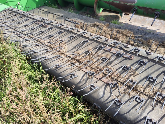 2015 John Deere 615P Header Combine