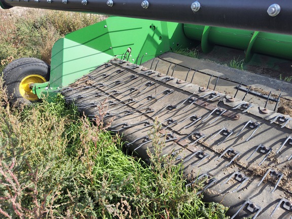 2015 John Deere 615P Header Combine