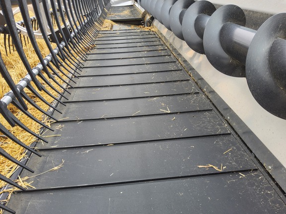 2022 MacDon FD240 Header Combine