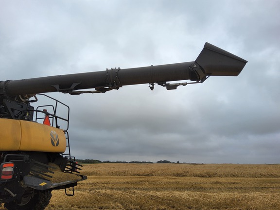 2022 New Holland CR8.90 Combine