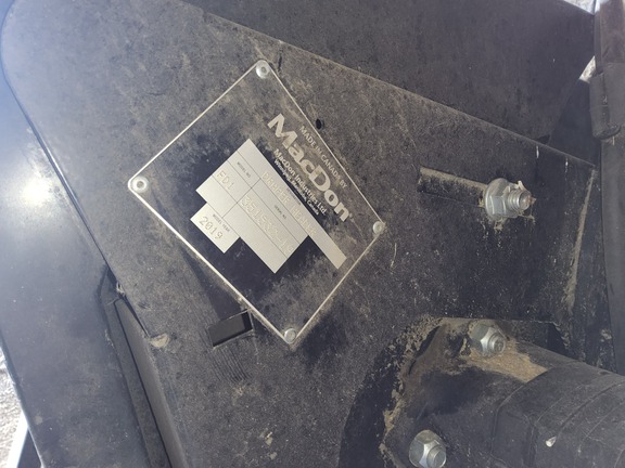 2019 MacDon FD140 Header Combine