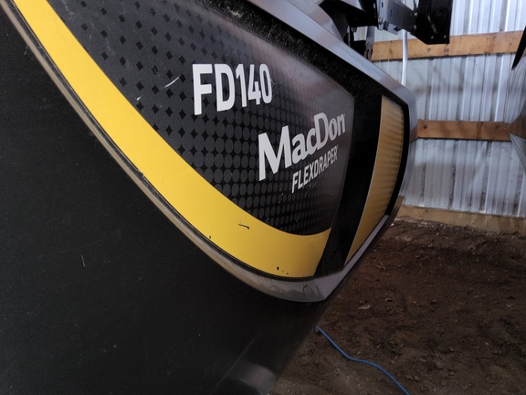 2019 MacDon FD140 Header Combine