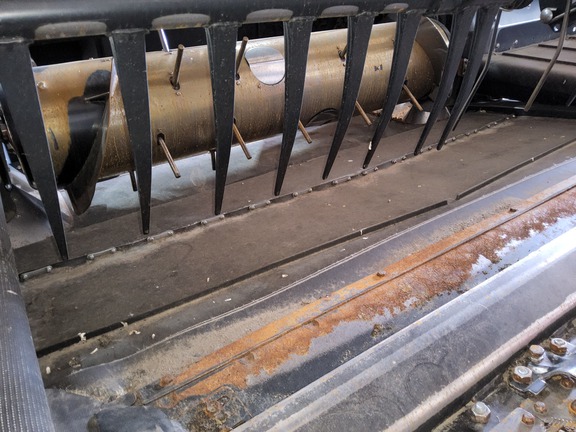 2019 MacDon FD140 Header Combine