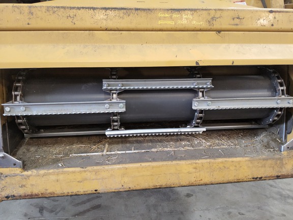 2019 CLAAS 740 Combine