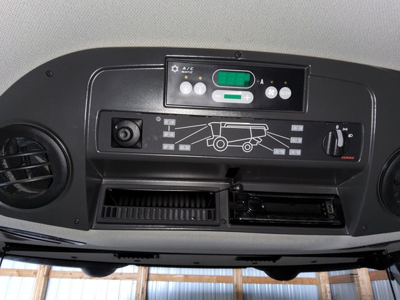 2022 CLAAS 8700TT Combine