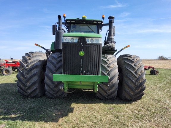 2018 John Deere 9520R Tractor 4WD