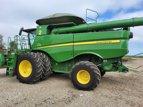 2020 John Deere S770 Combine