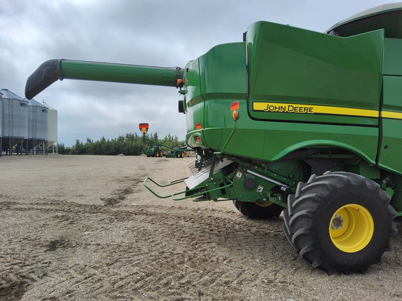 2020 John Deere S770 Combine