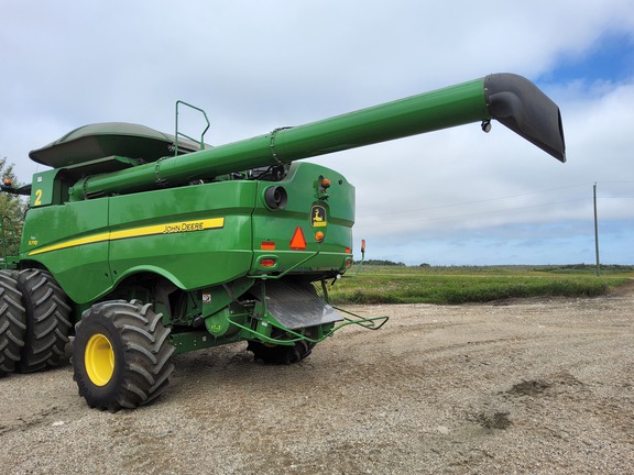 2020 John Deere S770 Combine