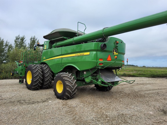 2020 John Deere S770 Combine