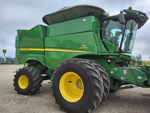 2020 John Deere S770 Combine