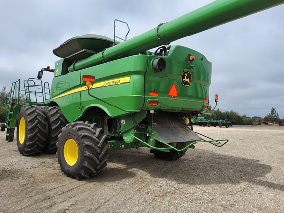2020 John Deere S770 Combine