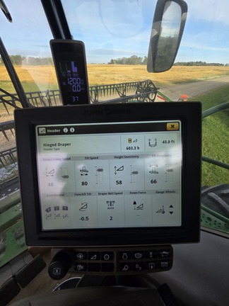 2021 John Deere HD40R Header Combine