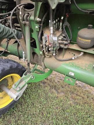 2021 John Deere HD40R Header Combine