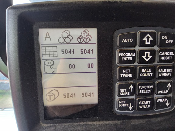 2022 Case IH RB565 Baler/Round