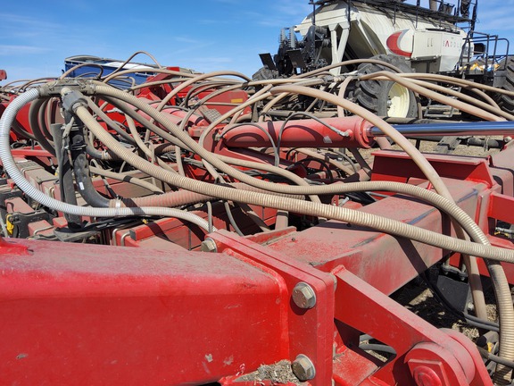 2018 Bourgault 3320QDA Air Seeder