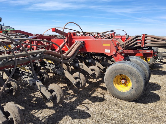 2018 Bourgault 3320QDA Air Seeder