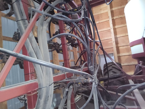 2011 Seed Hawk 6012 Air Seeder