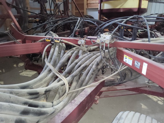 2011 Seed Hawk 6012 Air Seeder