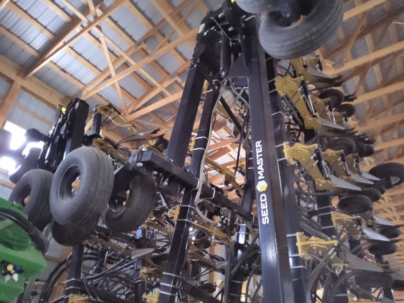2018 Seed Master 8012 Air Seeder