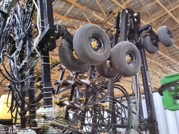 2018 Seed Master 8012 Air Seeder