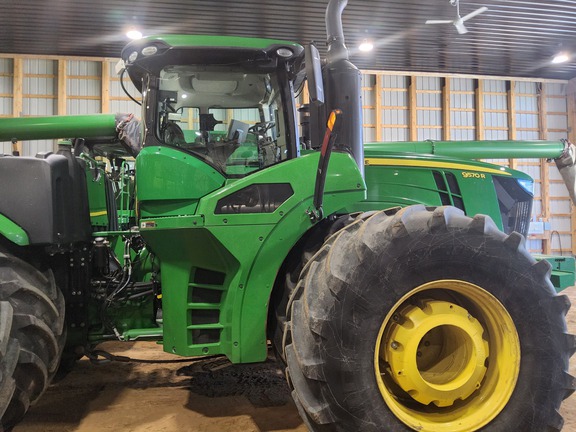 2018 John Deere 9570R Tractor 4WD