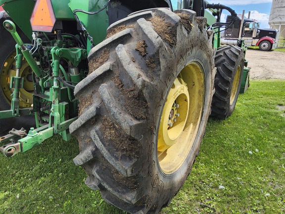 2010 John Deere 7230 Premium Tractor