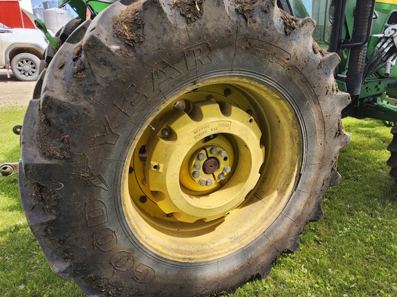 2010 John Deere 7230 Premium Tractor