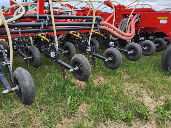 2022 Bourgault 3335QDA Air Seeder