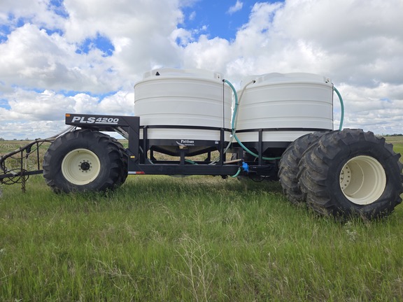 2012 Misc PLS4200 Applicator