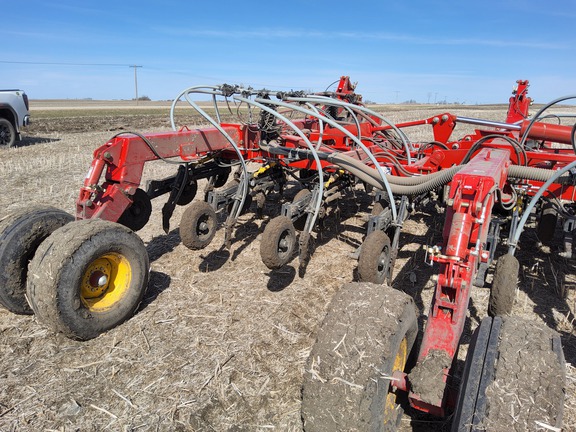 2023 Bourgault 3335QDA Air Seeder