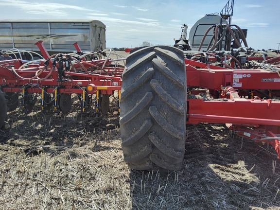 2023 Bourgault 3335QDA Air Seeder