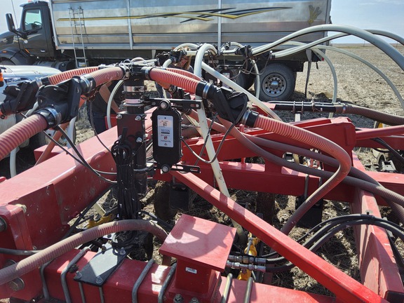 2023 Bourgault 3335QDA Air Seeder