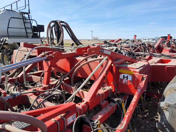 2023 Bourgault 3335QDA Air Seeder