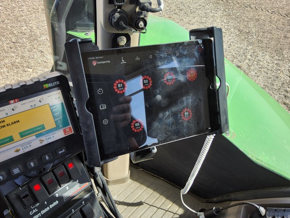 2023 Bourgault 3335QDA Air Seeder