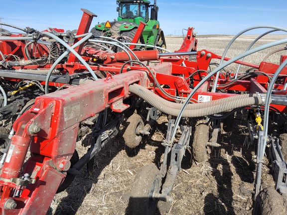 2023 Bourgault 3335QDA Air Seeder