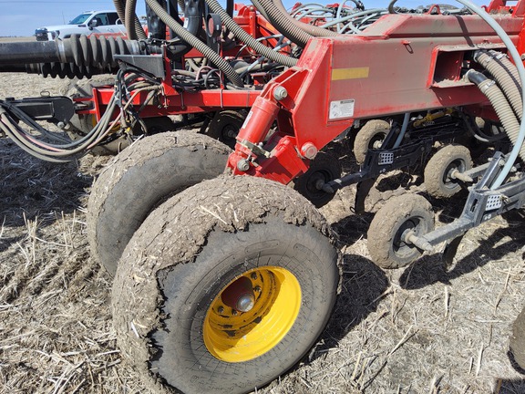 2023 Bourgault 3335QDA Air Seeder