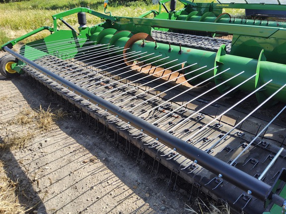 2019 John Deere 615P Header Combine