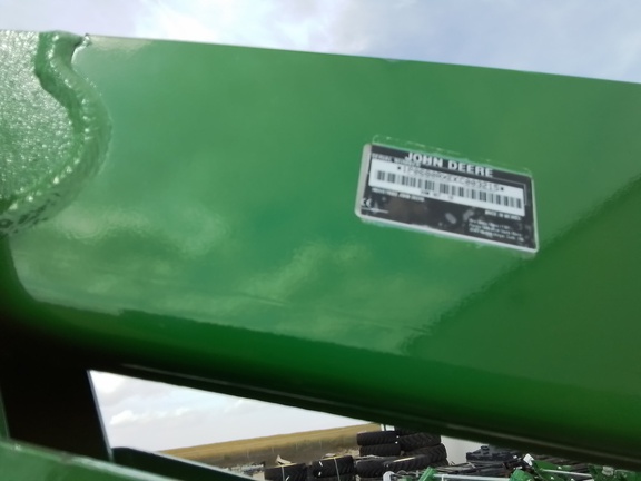 2019 John Deere 680R Loader