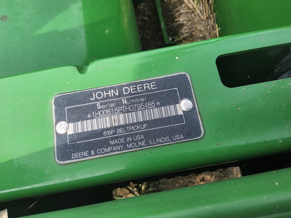 2017 John Deere 615P Header Combine