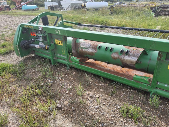 2017 John Deere 615P Header Combine