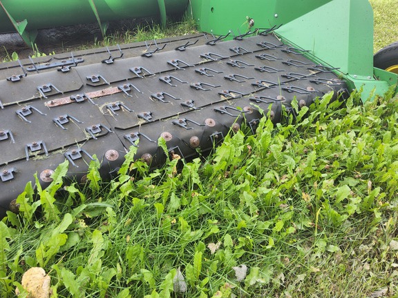 2015 John Deere 615P Header Combine